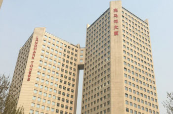 亮马河大厦